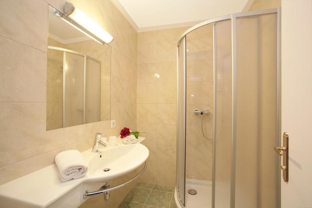 Gasthof Zur Post Maishofen Cameră foto